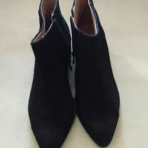 Boots - Picture 8 of 8